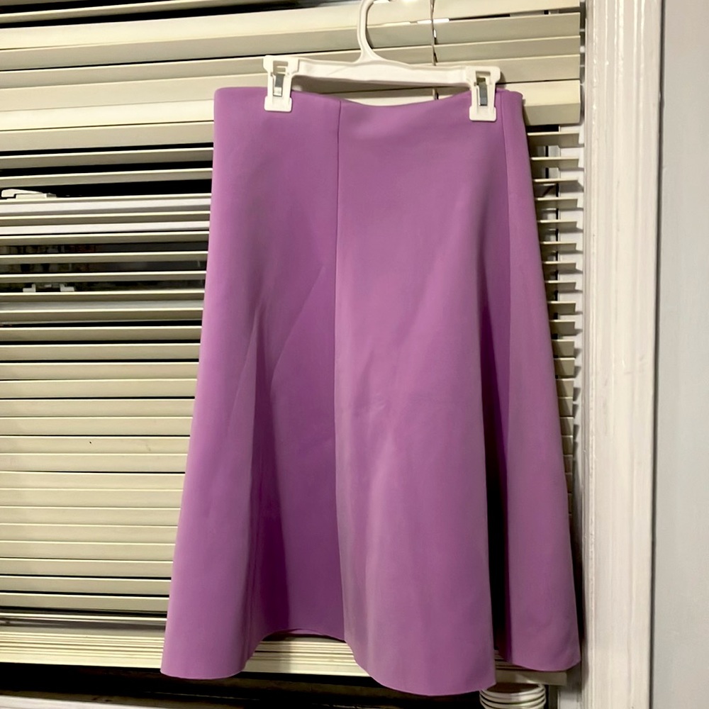 PINK skirt knee length for someone 5 feet - 5’3 thick material 100% polyester